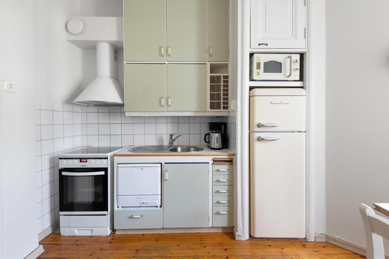 Wehost Spacious Studio For 5 With A Kitchen ヘルシンキ エクステリア 写真