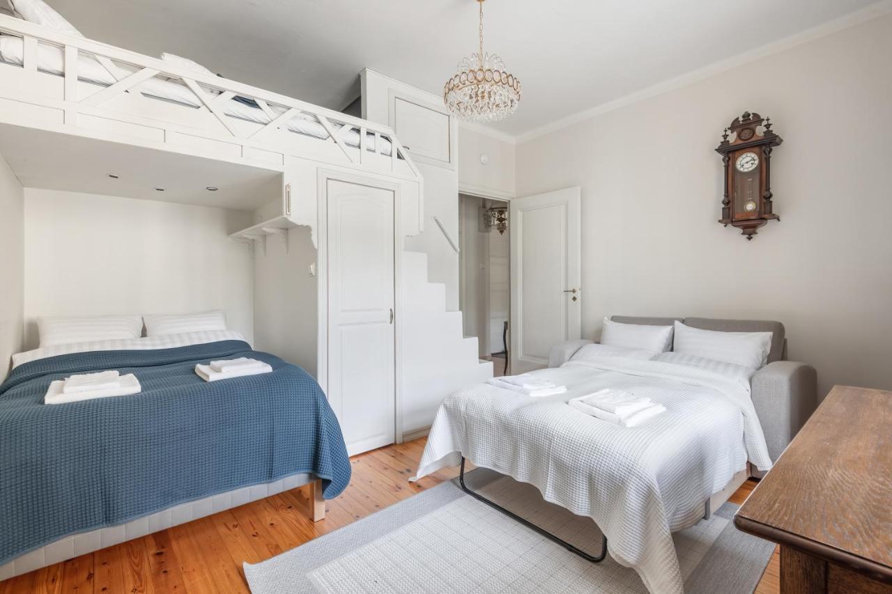 Wehost Spacious Studio For 5 With A Kitchen ヘルシンキ エクステリア 写真