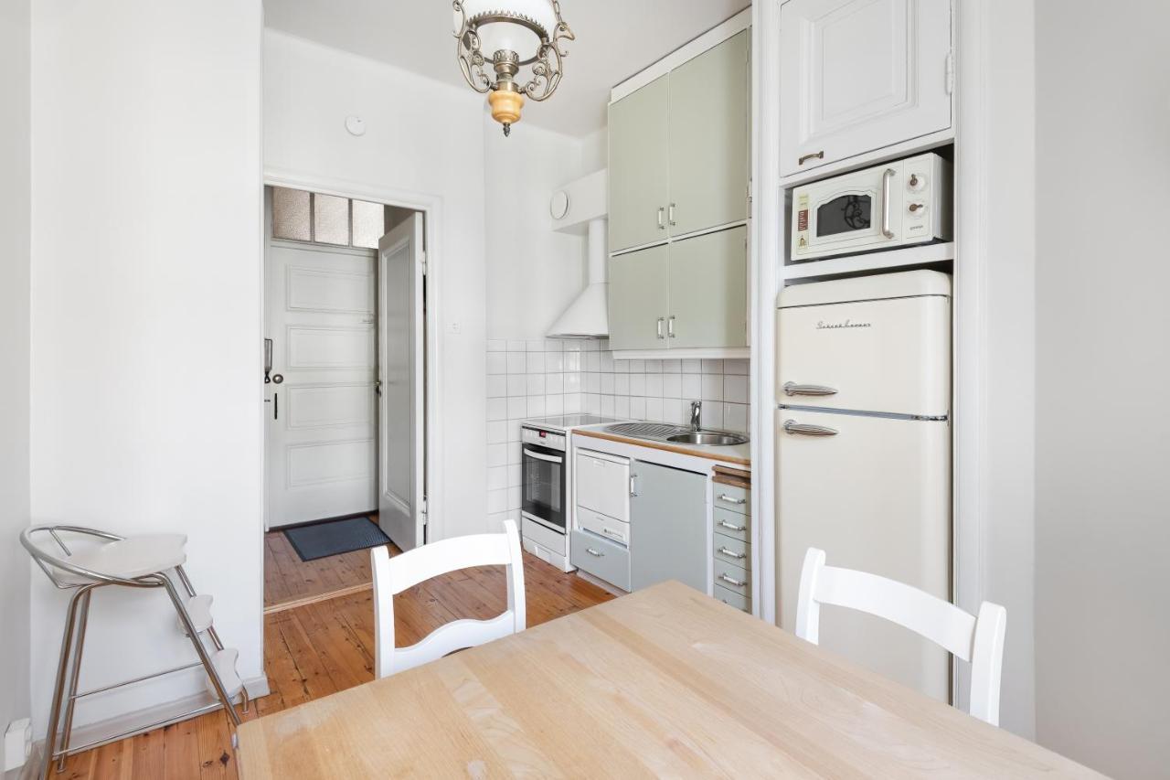 Wehost Spacious Studio For 5 With A Kitchen ヘルシンキ エクステリア 写真